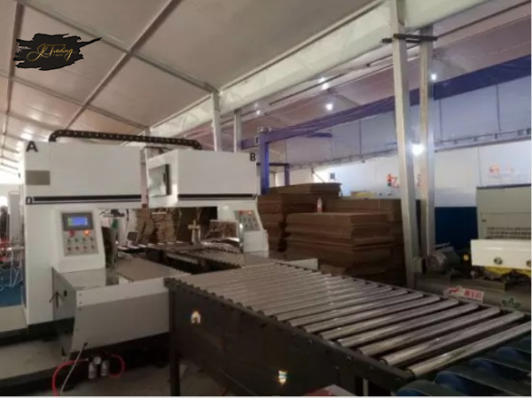 Automatic bottom folding gluing with flexo printing slotting die-cutting and auto bundling machine